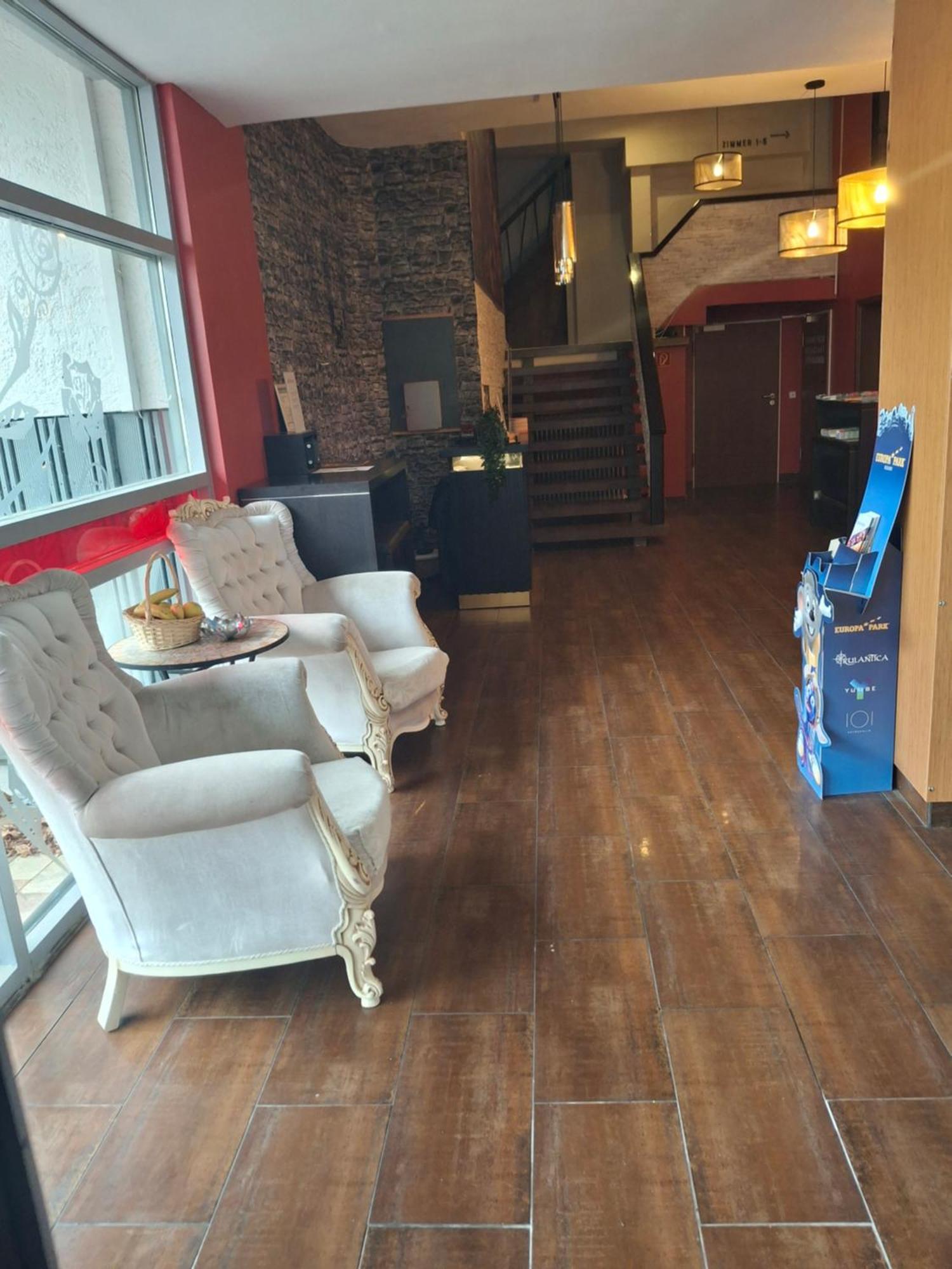 Self Checkin Hotel Heckenrose Lorin Ringsheim Exterior foto
